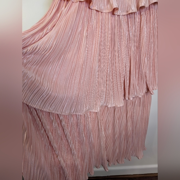 Lulus Pink Tiered Pleated Maxi Dress XS NWT Prom Wedding Formal Coquette - Picture 8 of 9